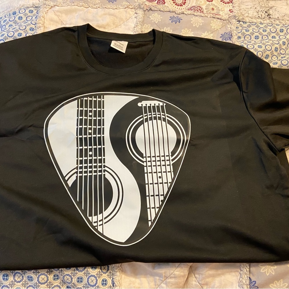 Graphic t shirt